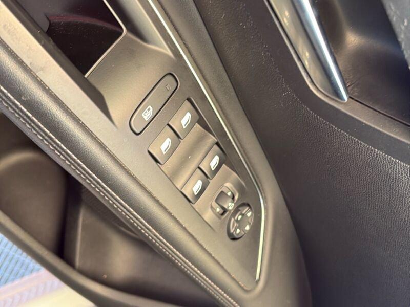 Peugeot 5008 5008 BlueHDi 130 Allure EAT8 S/S aut.