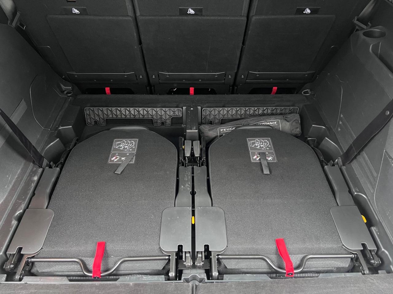 Peugeot 5008 1.5 bluehdi 130cv Allure Pack et8 7 POSTI LED/CAMERA PERFETTA!