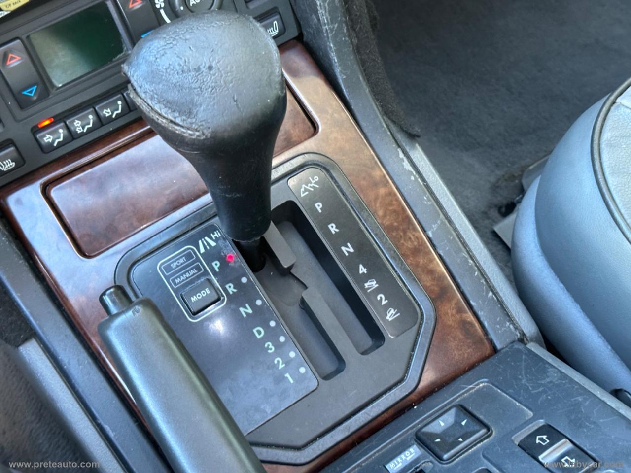 LAND ROVER Range Rover 2.5 TD DT P38