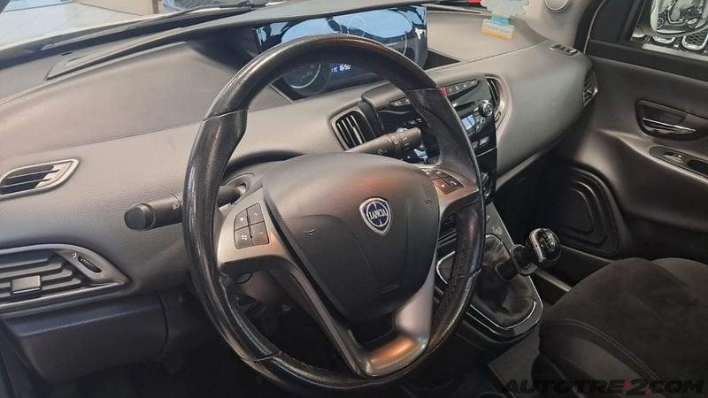 Lancia Ypsilon Ypsilon 1.2 69 CV 5 porte S&S Platinum