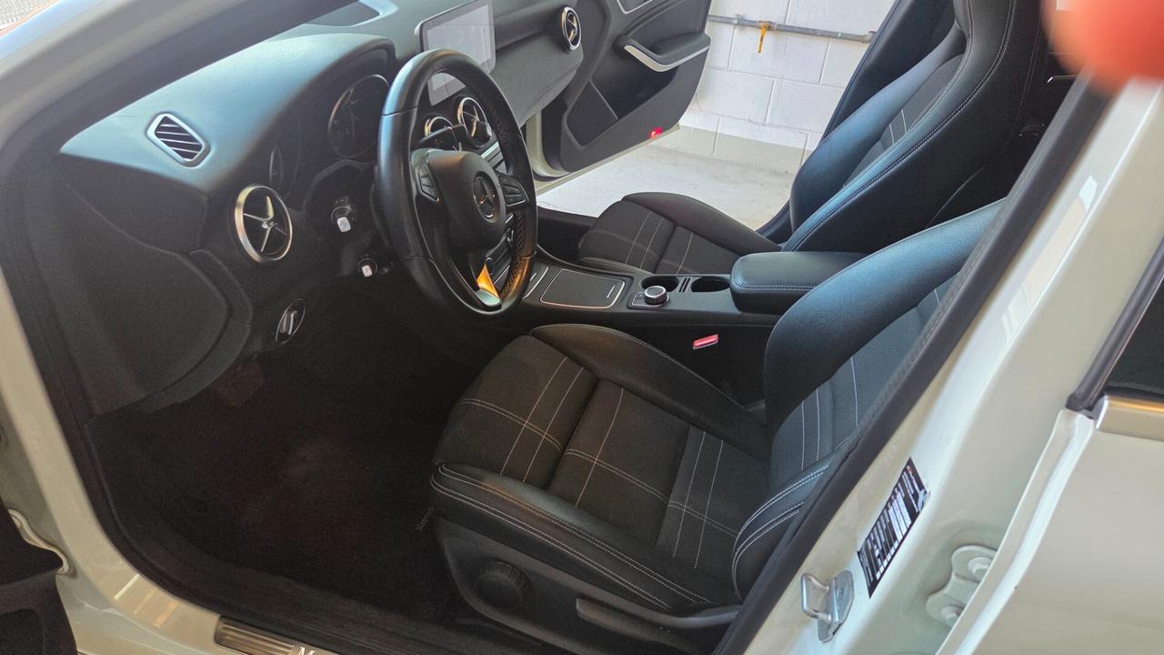 Mercedes-benz A 200 aut. Executive UNICO PROPRIETARIO