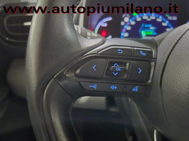 TOYOTA Yaris Cross 1.5 Hybrid 5p. E-CVT AWD-i Business