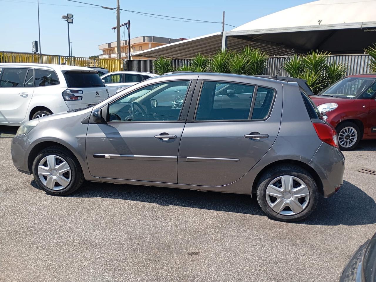 Renault Clio 1.2 16V 5 porte 20th Anniversario