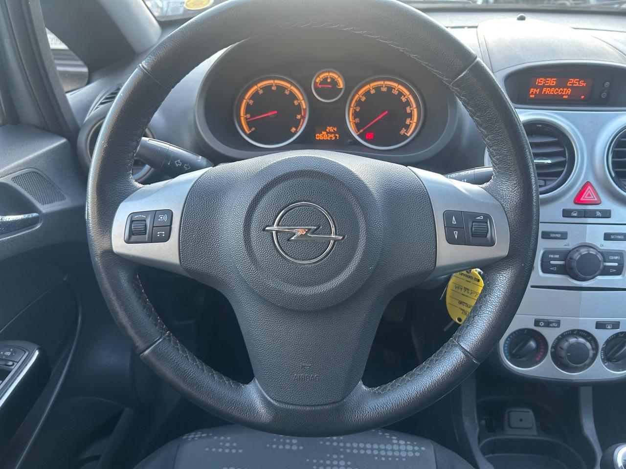 Opel Corsa 1.2 Benzina 68000Km Ok Neopatentati