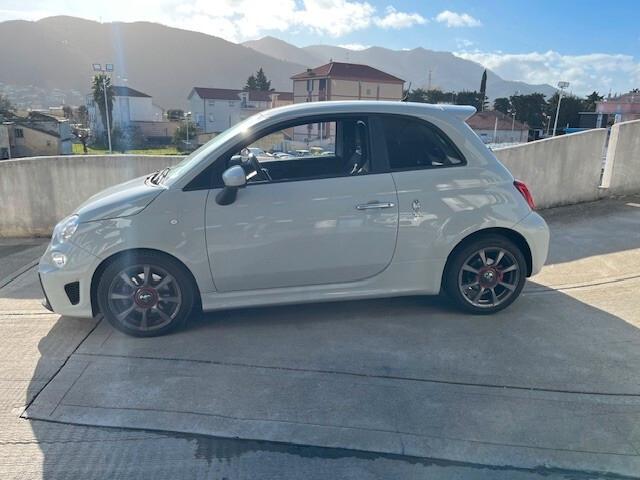 Abarth 595 1.4 Turbo T-Jet 145 CV