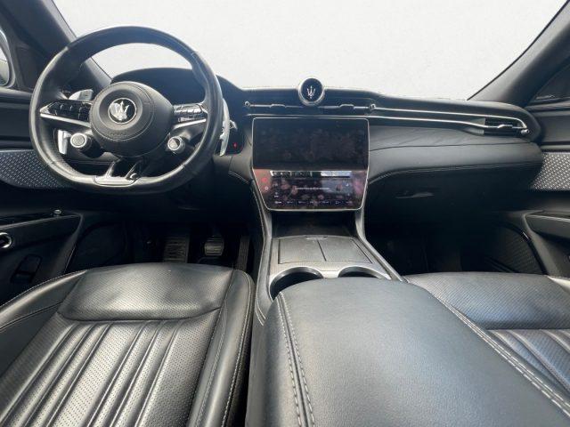 MASERATI Grecale MHEV 300 CV AWD GT