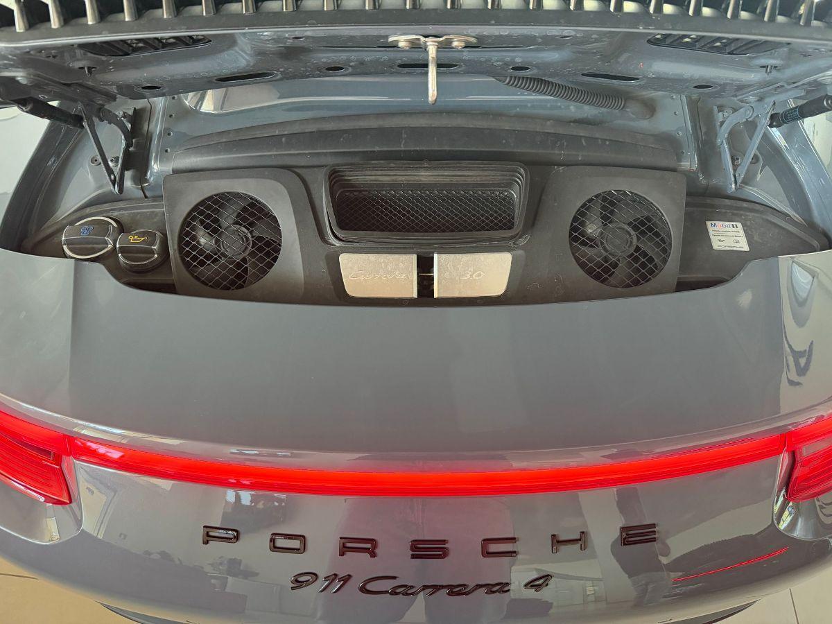 PORSCHE - 911 CoupÃ¨ - 911 3.0 Carrera 4 CoupÃ©