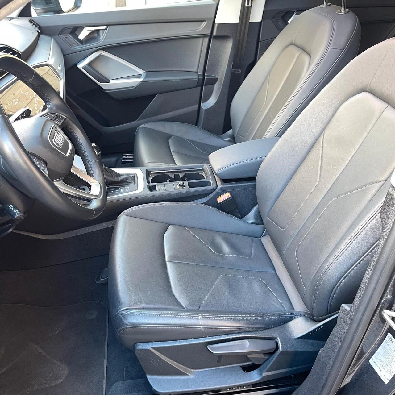 Audi Q3 35 TDI 150cv S-tronic S- line