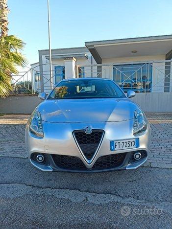 Alfa Romeo Giulietta business