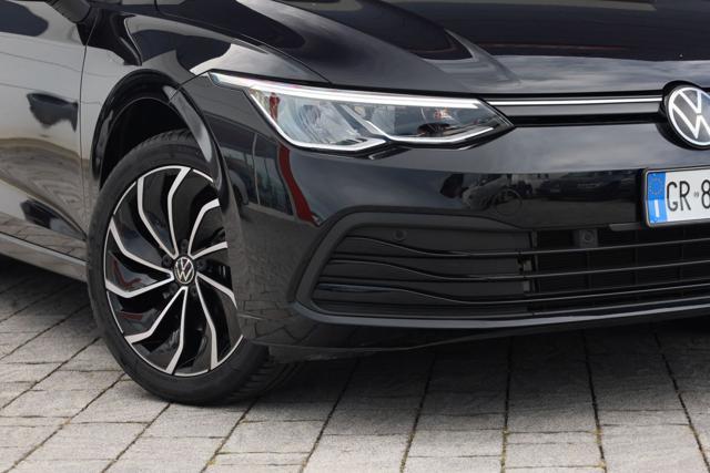 VOLKSWAGEN Golf Variant 1.0 eTSI EVO DSG Life