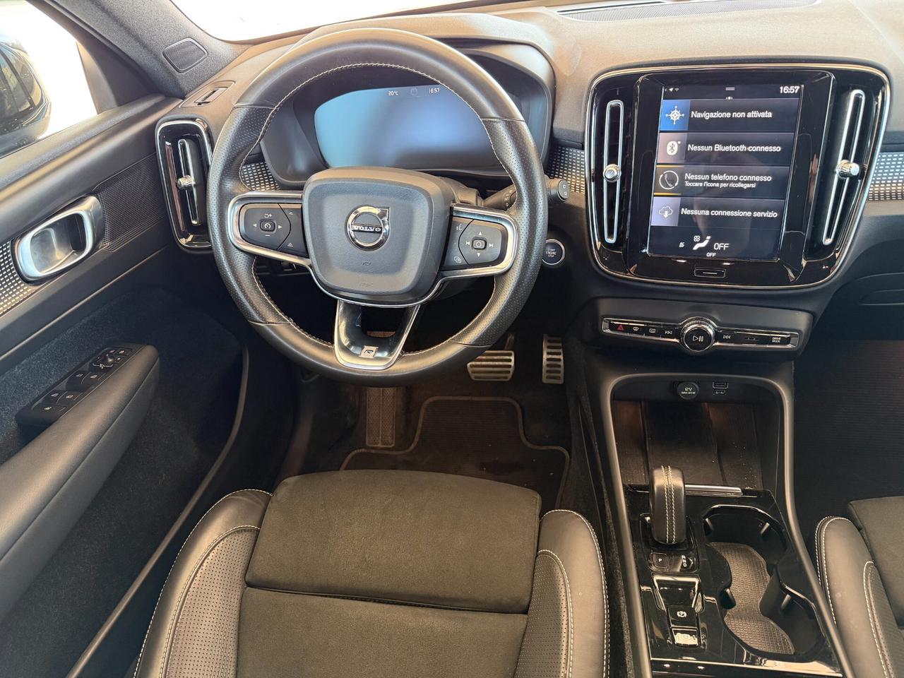 Volvo XC40 AWD R-Design