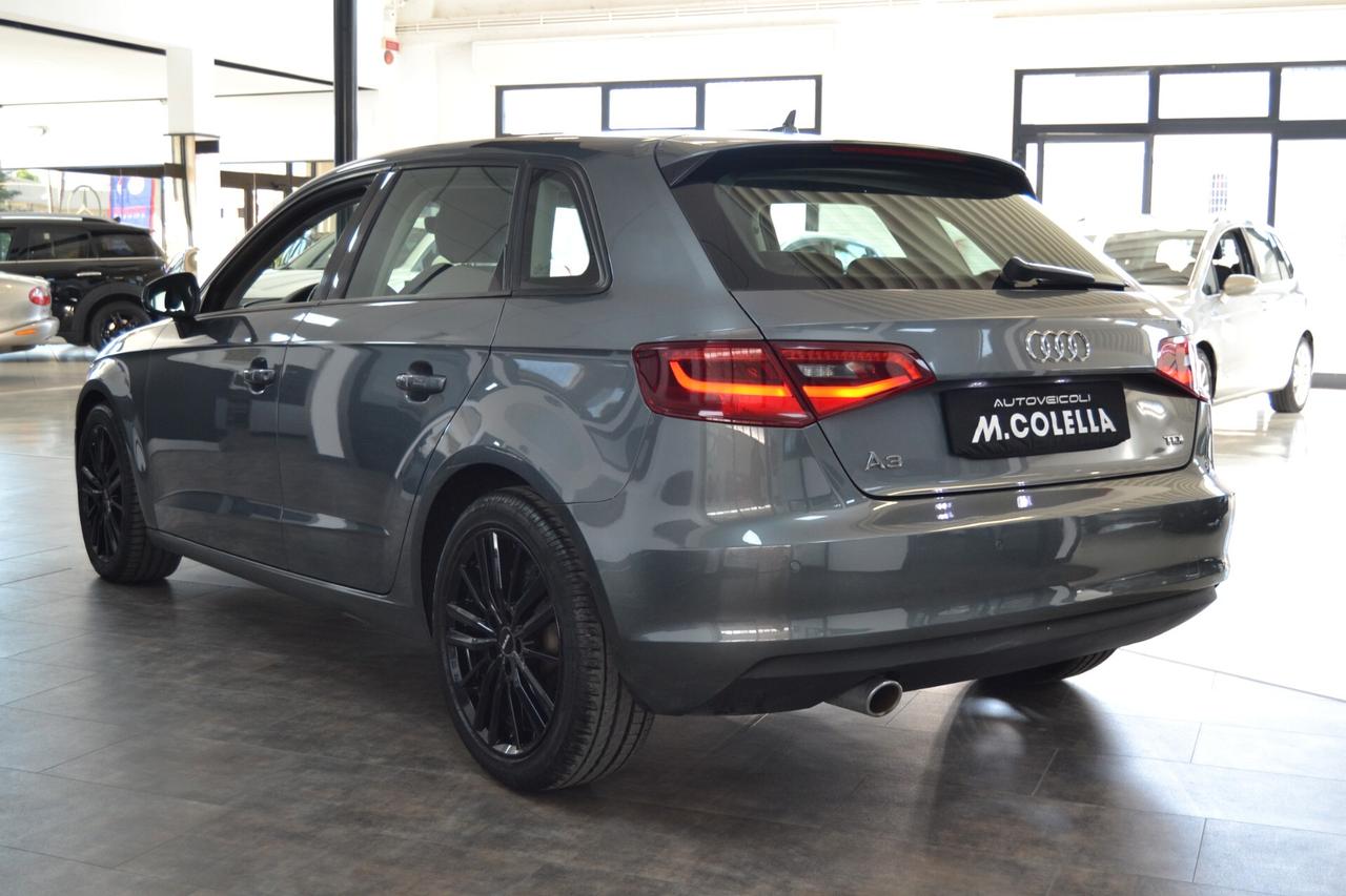 Audi A3 SPB 1.6 TDI S Tronic Sport Navi/Xenon/C.Auto