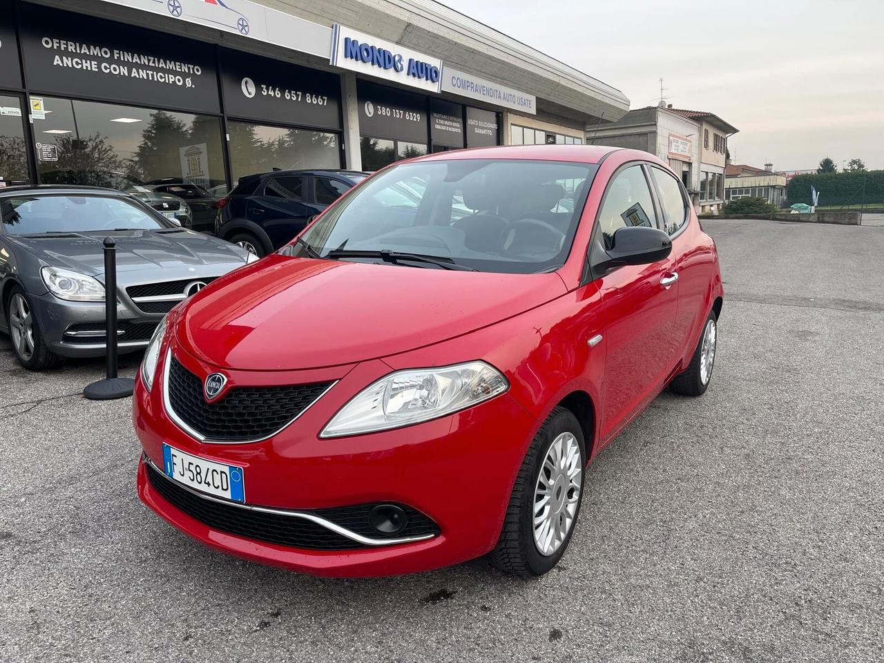 Lancia Ypsilon 1.2 69 CV 5 porte
