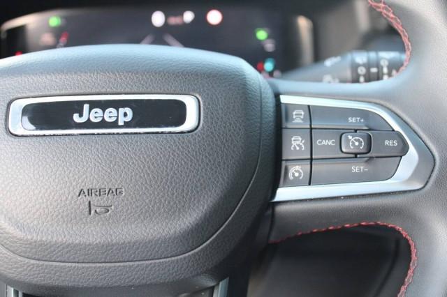 Jeep Compass 1.3 turbo t4 phev Trailhawk 4xe con CarPlay