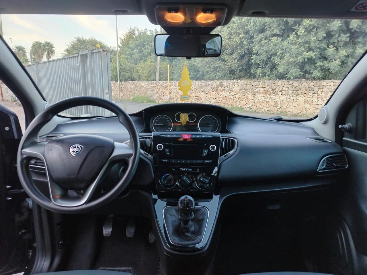 Lancia Ypsilon 1.2 Ecochic Gpl rinnovato fino al 2034