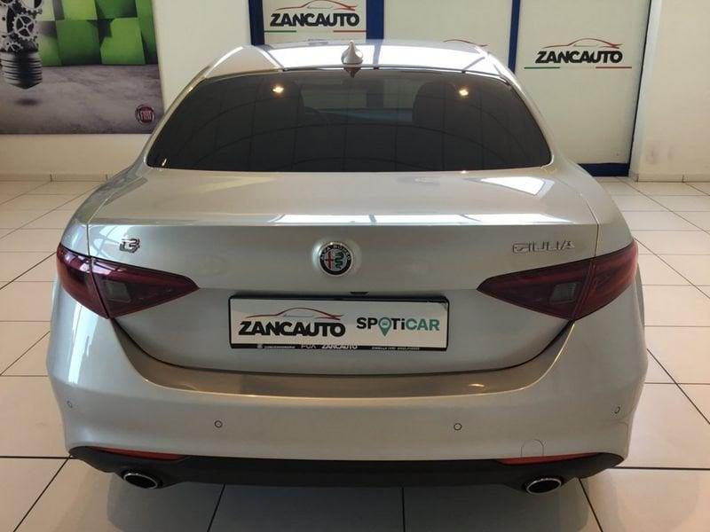 Alfa Romeo Giulia 2.2 T-Diesel 180CV AT8 Super Q2 - PACK PERFORMANCE