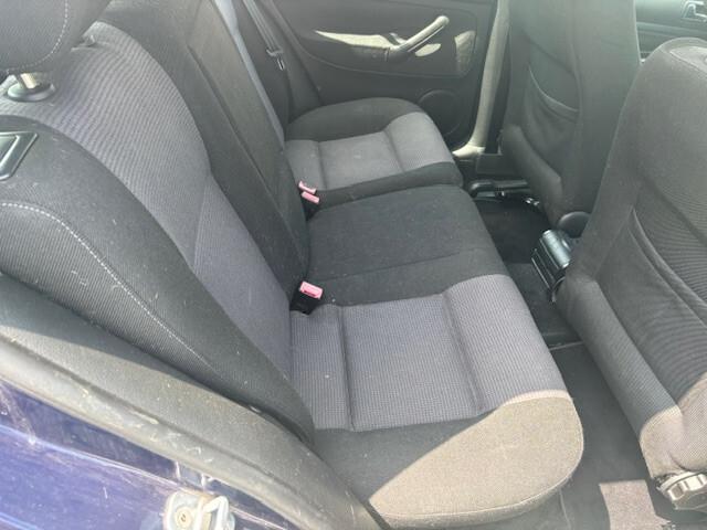 Volkswagen Golf 1.6 16V cat 5 porte Comfortline