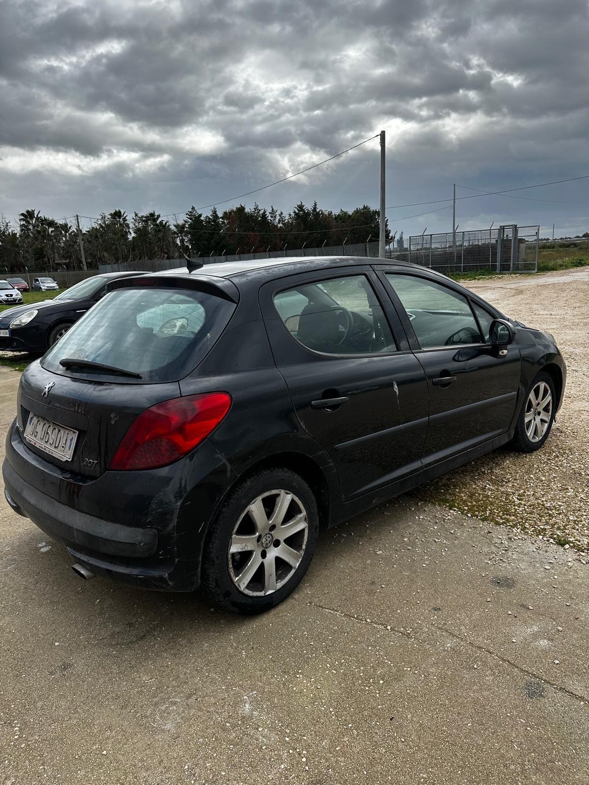 Peugeot 207 1.6 HDi 90CV 5p. XS