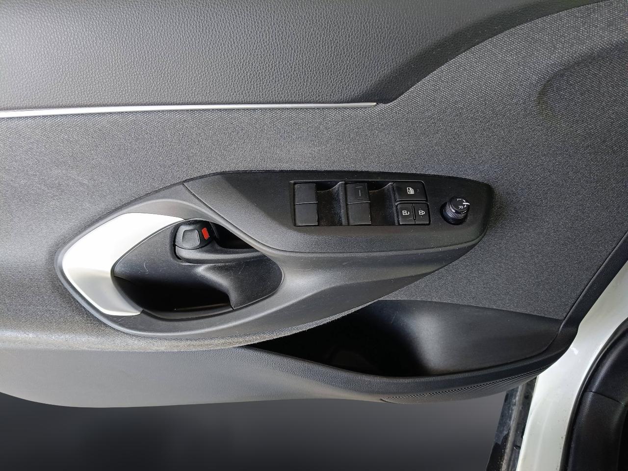 TOYOTA Yaris Cross - MY'21