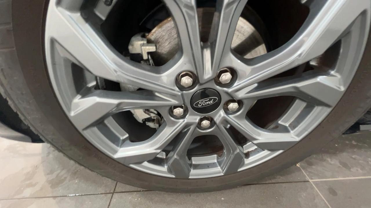 Ford Focus 1.0 EcoBoost Hybrid 155 CV 5p. ST-Line