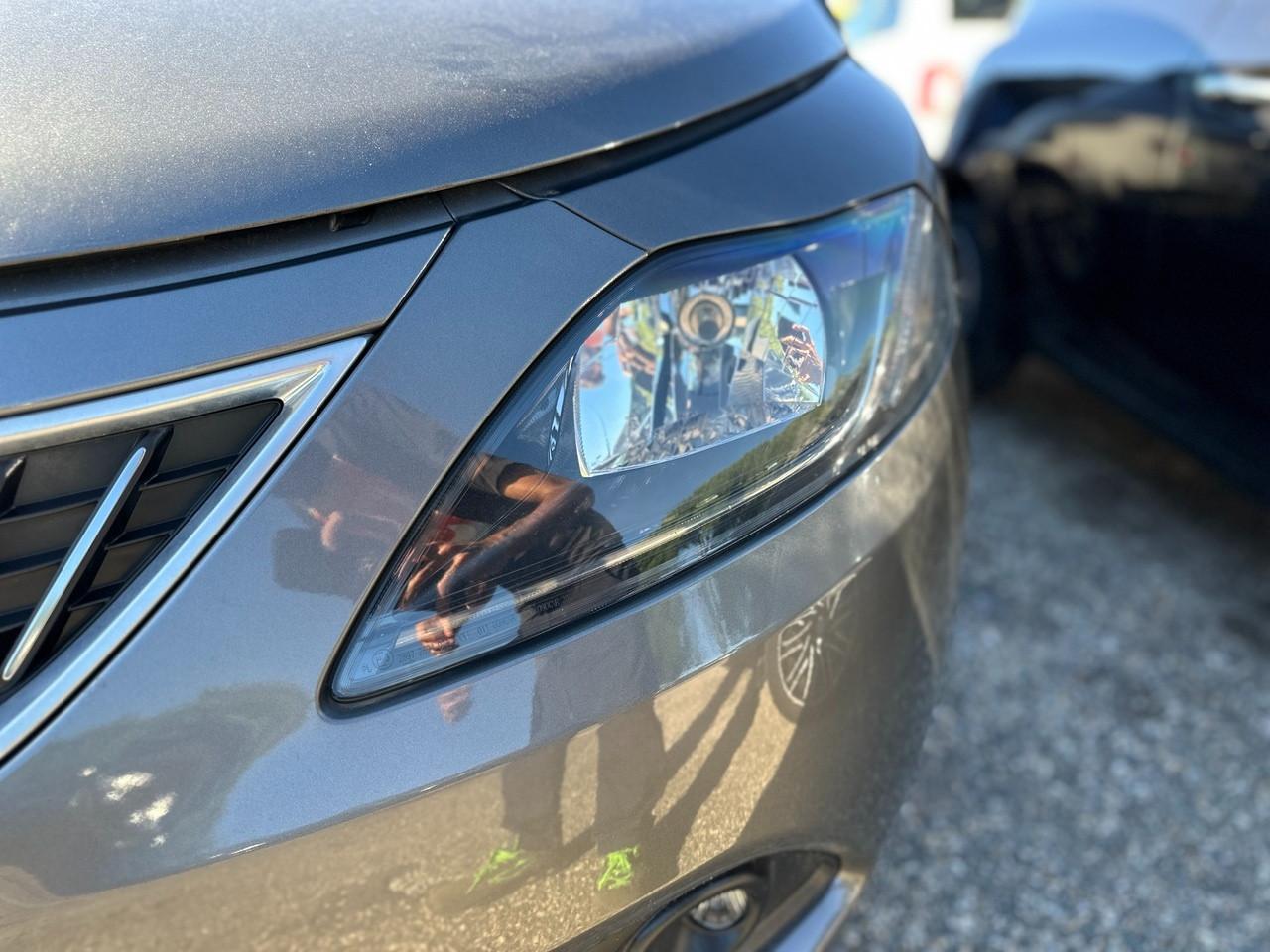 LANCIA Ypsilon III 2021 - Ypsilon 1.0 firefly hybrid Platino s&s 70cv