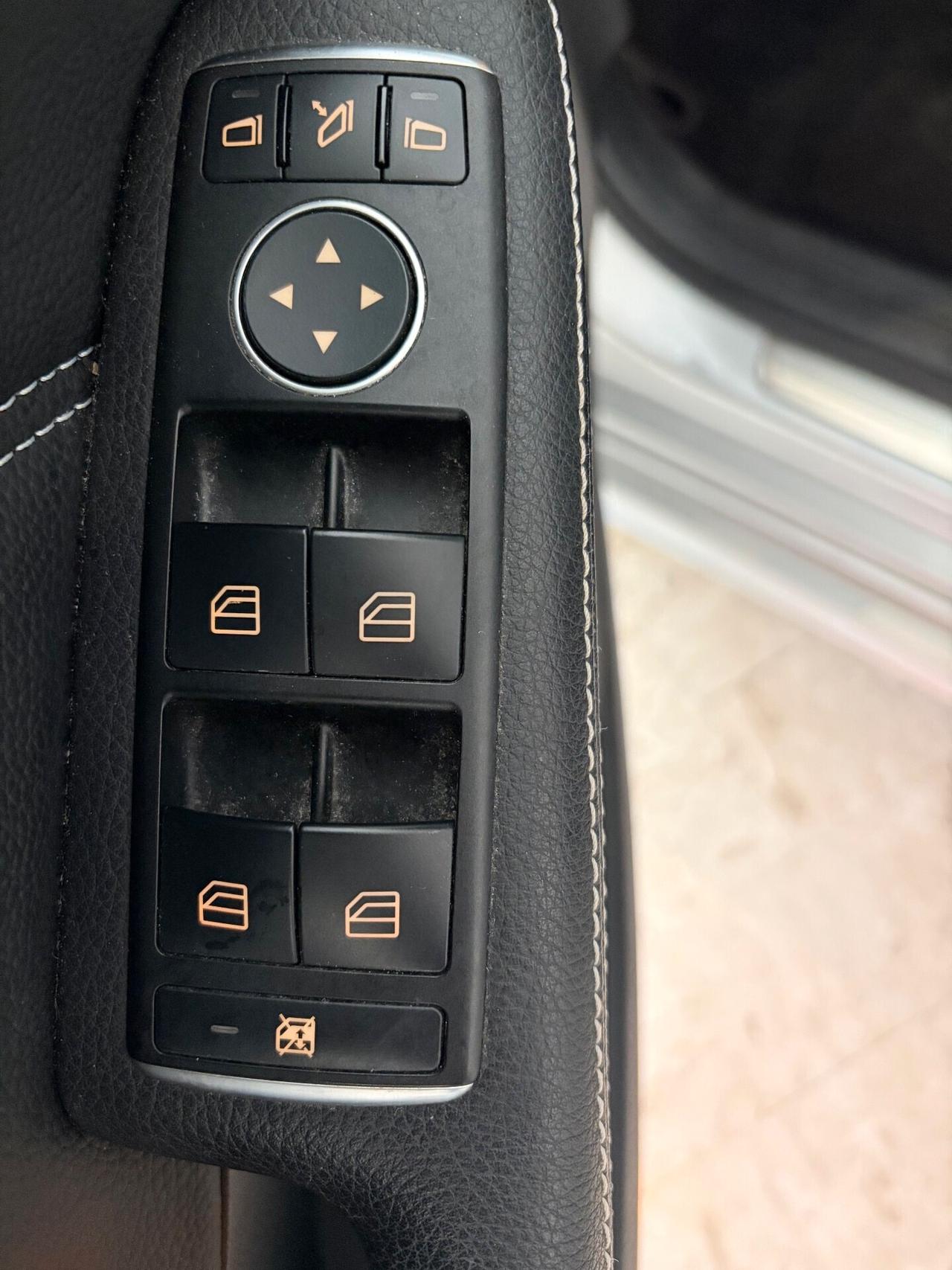 MERCEDES CLASSE B 200 D AUTOMATIC PREMIUM