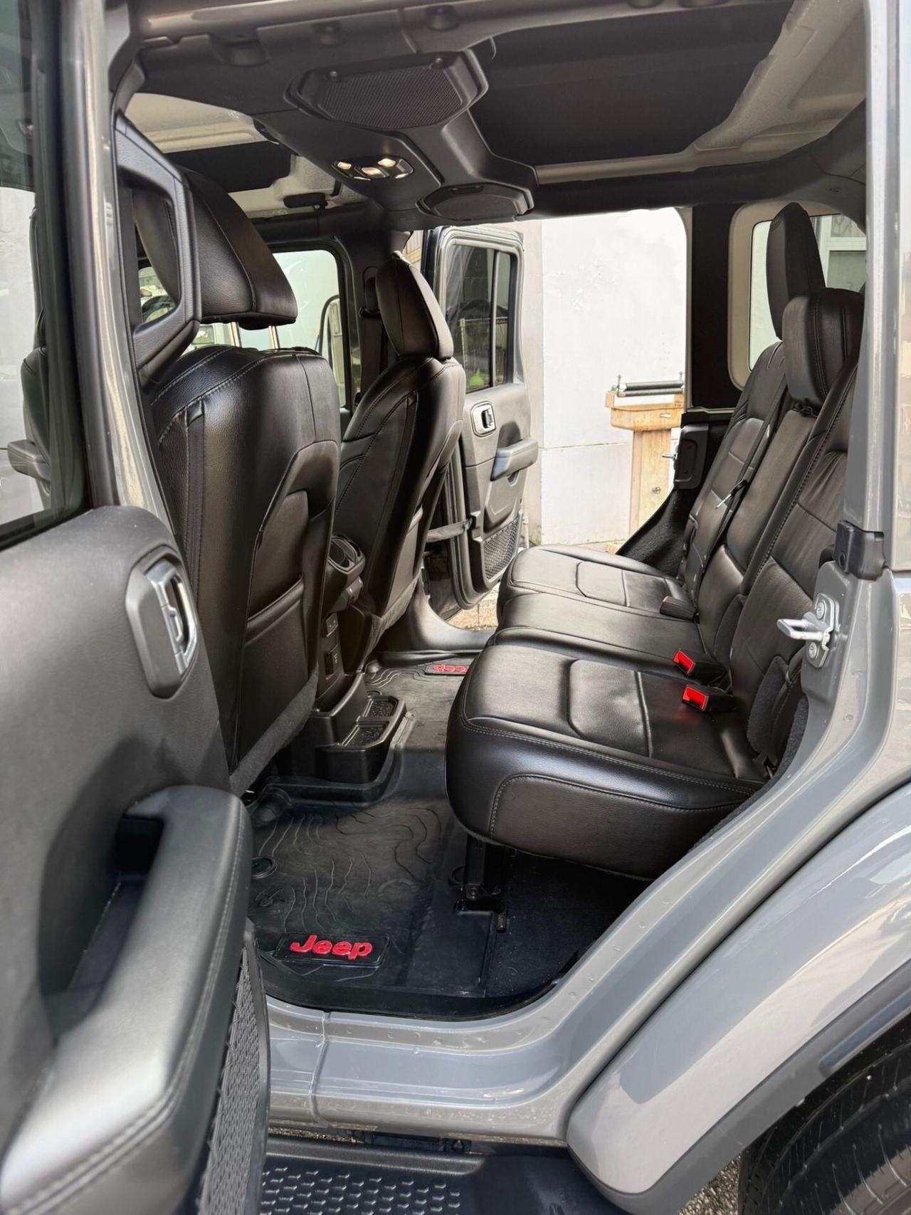 Jeep Wrangler 2.0 Turbo Sahara