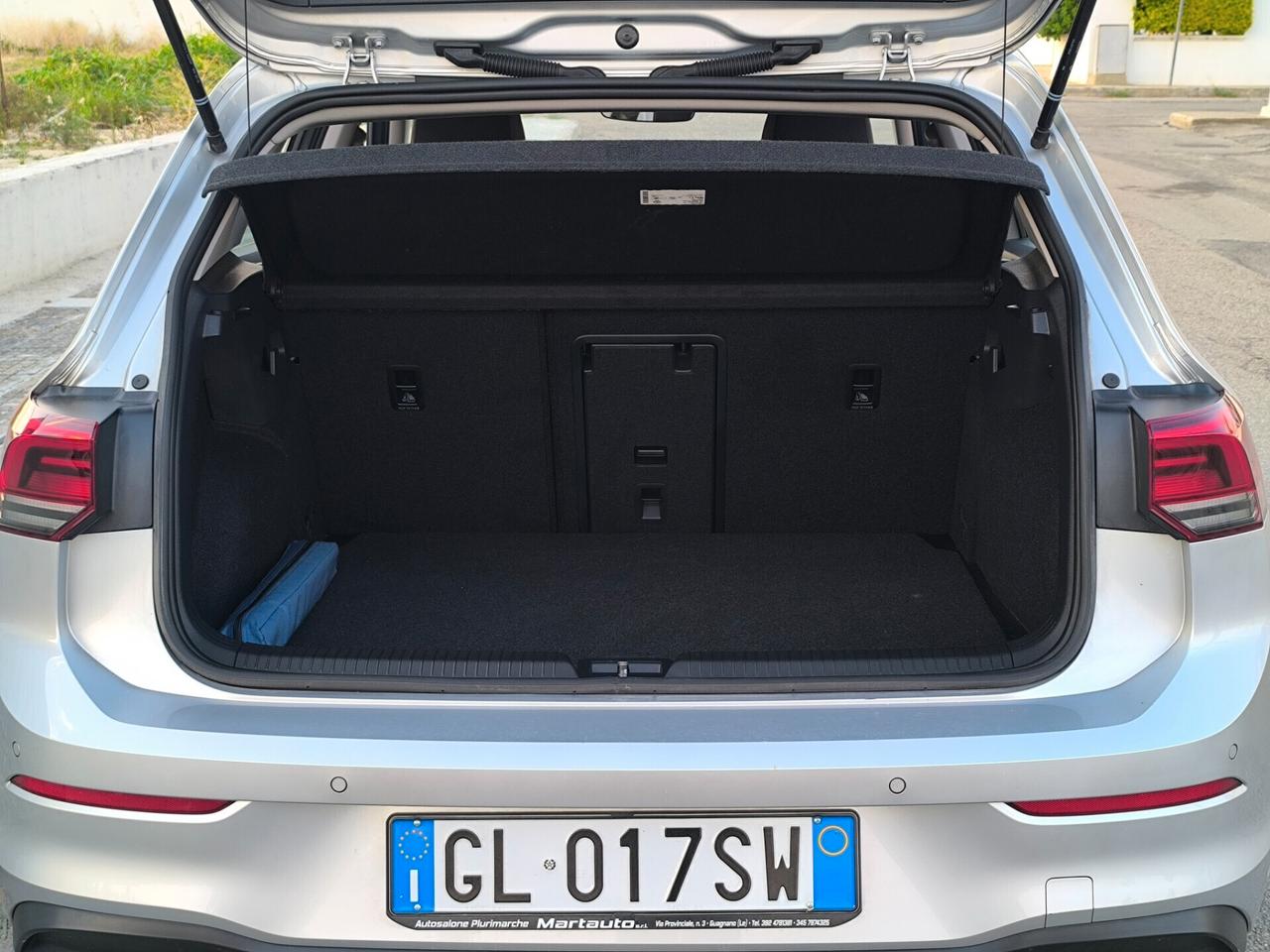 VOLKSWAGEN GOLF 8 2.0 TDI 115cv NAV/LUCI AMBIENT