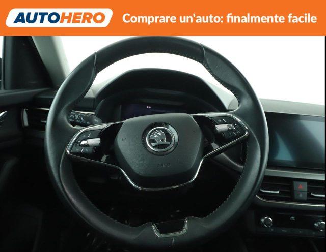 SKODA Kamiq 1.0 TSI Black Dots