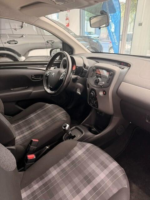 Peugeot 108 5p 1.0 Active - cambio automatico