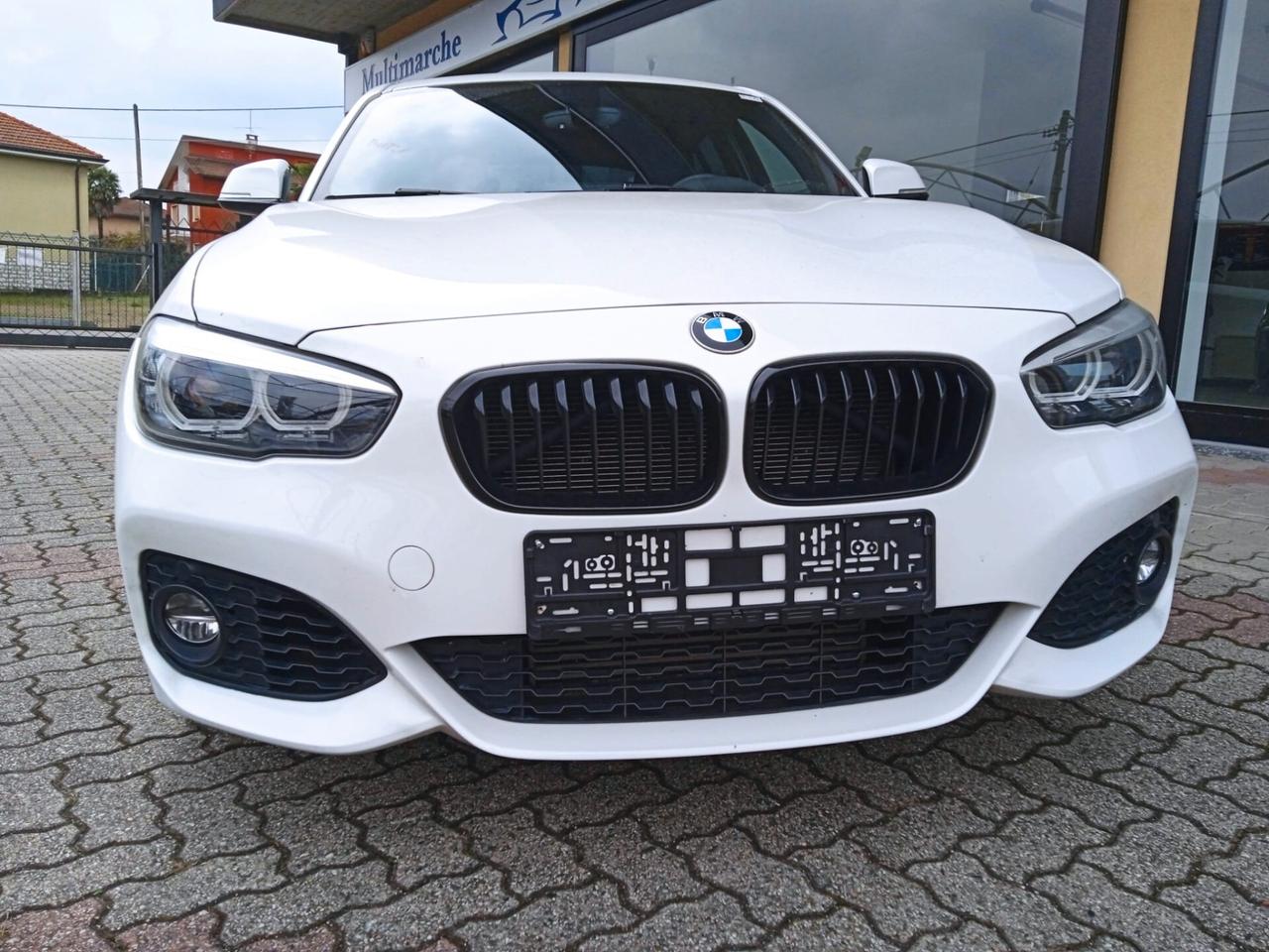 Bmw 118 M SPORT PACK SHADOW 18" SENS PARK DOPPI SEDILI RISCALDATI CRUISE CONTROL NAVY IN ARRIVO OPZIONABILE