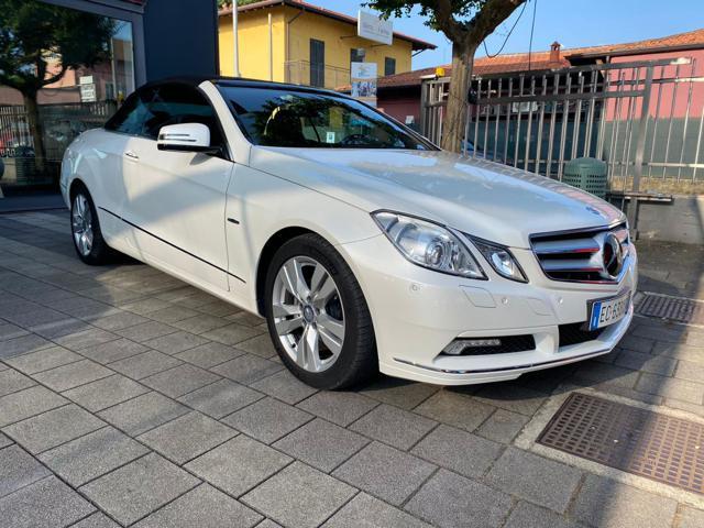 MERCEDES-BENZ E 200 CGI Cabrio BlueEFFICIENCY Avantgarde SOLO 64.000Km