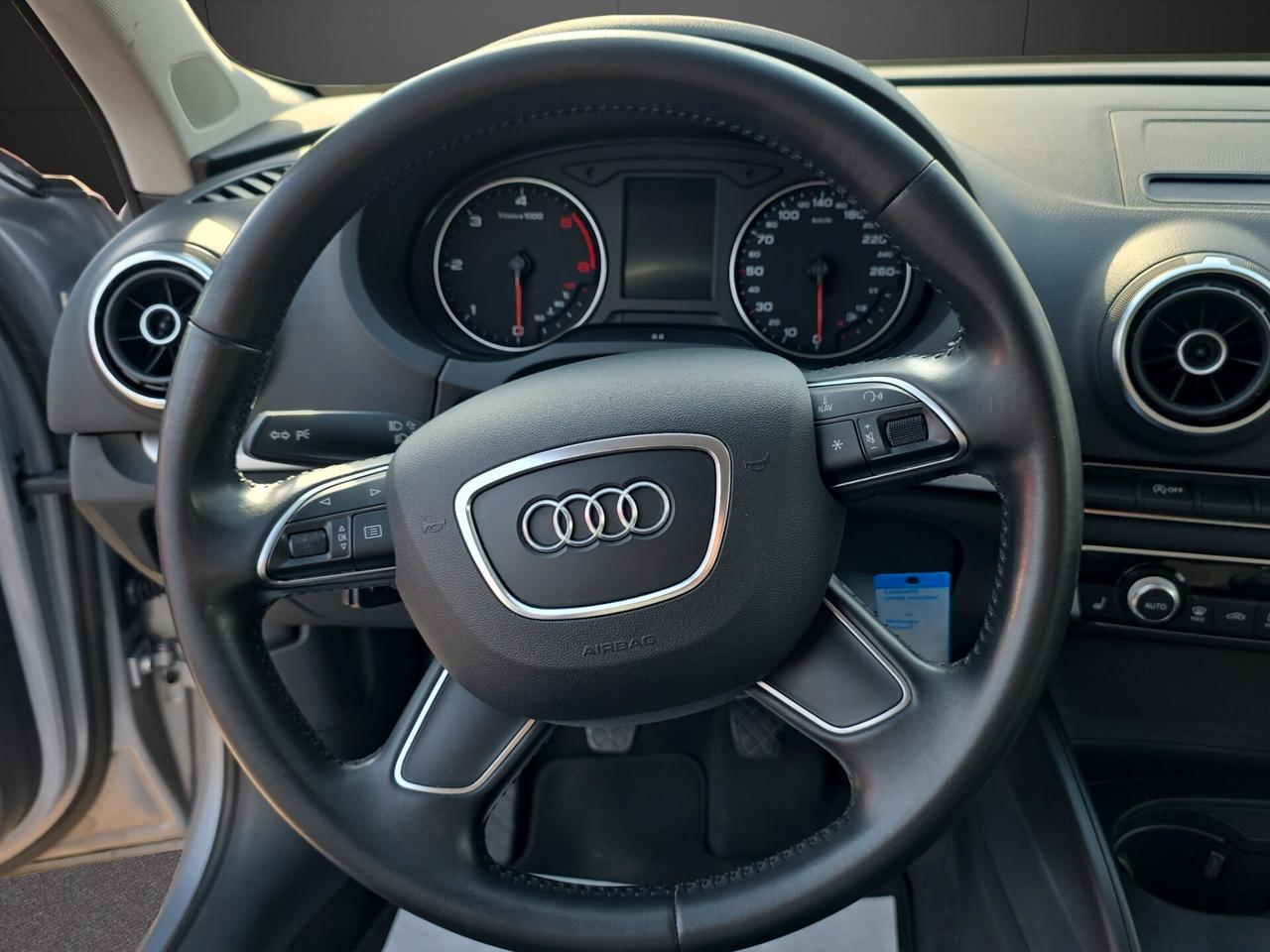 Audi A3 1.6 TDI diesel Attraction NEOPATENTATI OK