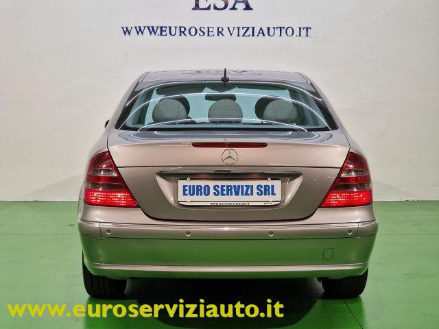 MERCEDES-BENZ E 320 cat Avantgarde