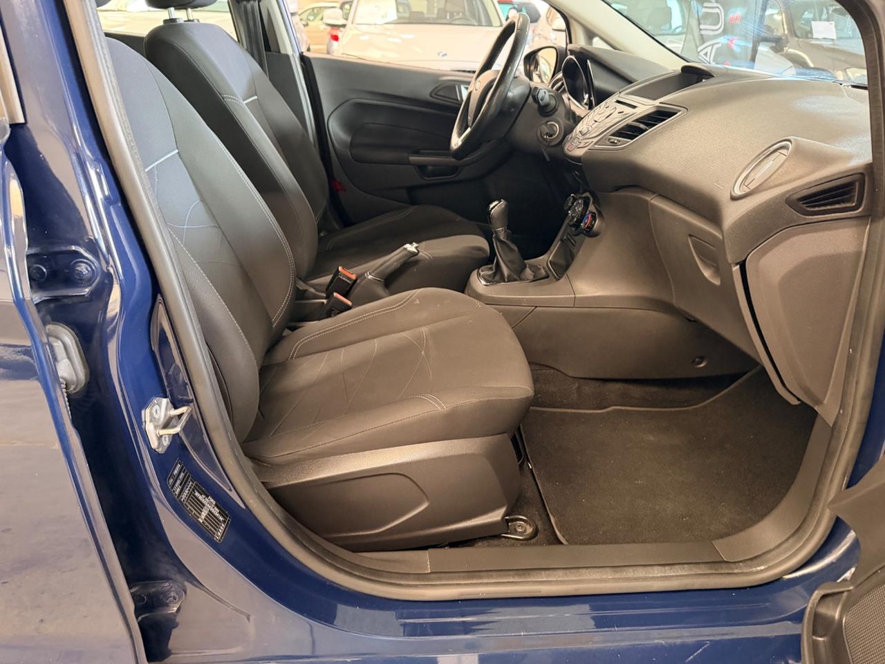 Ford Fiesta 1.5 TDCi 75CV 5 porte Titanium