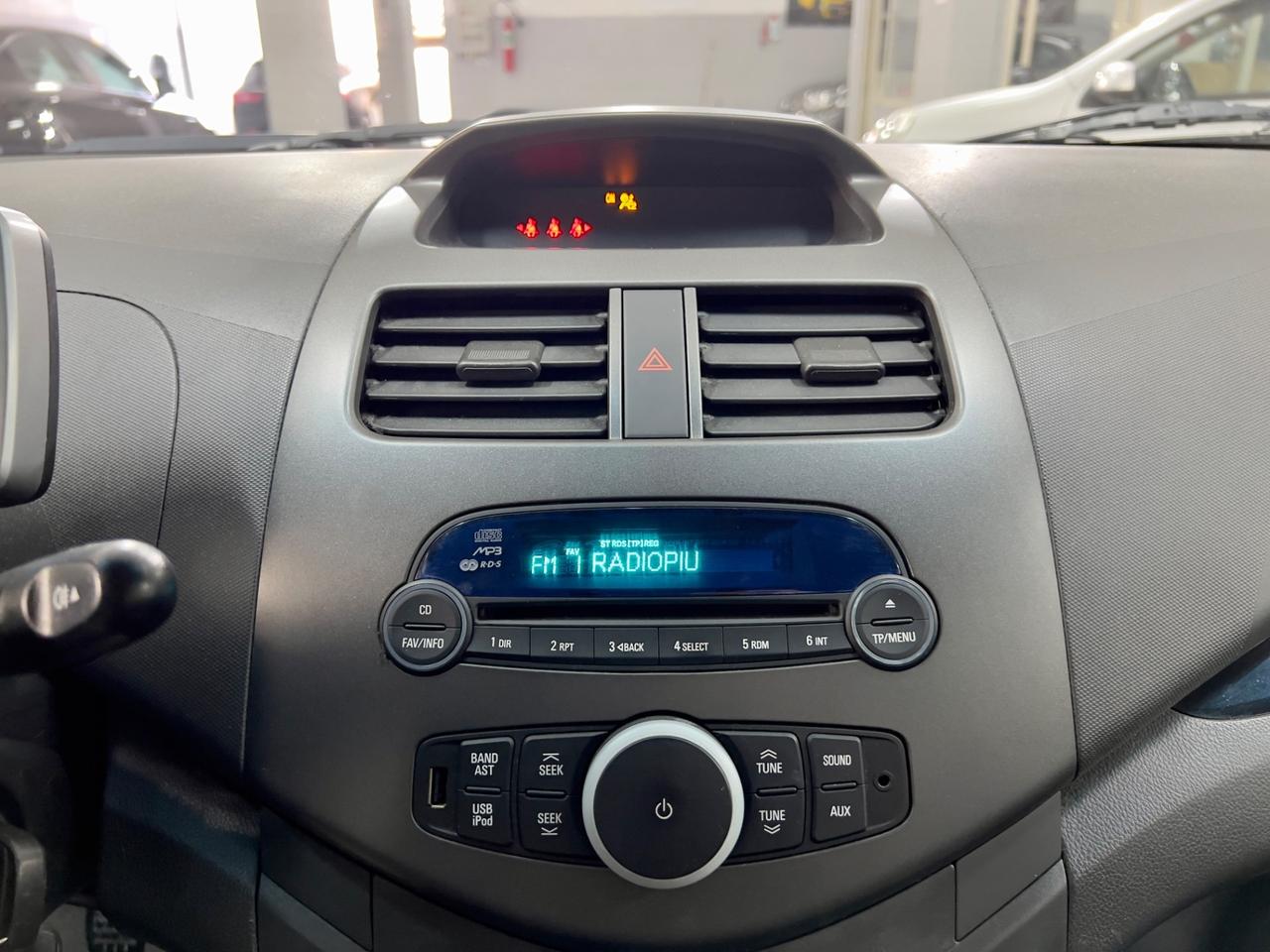 Chevrolet Spark 1.0 GPL Eco Logic Pink Lady Special Edition