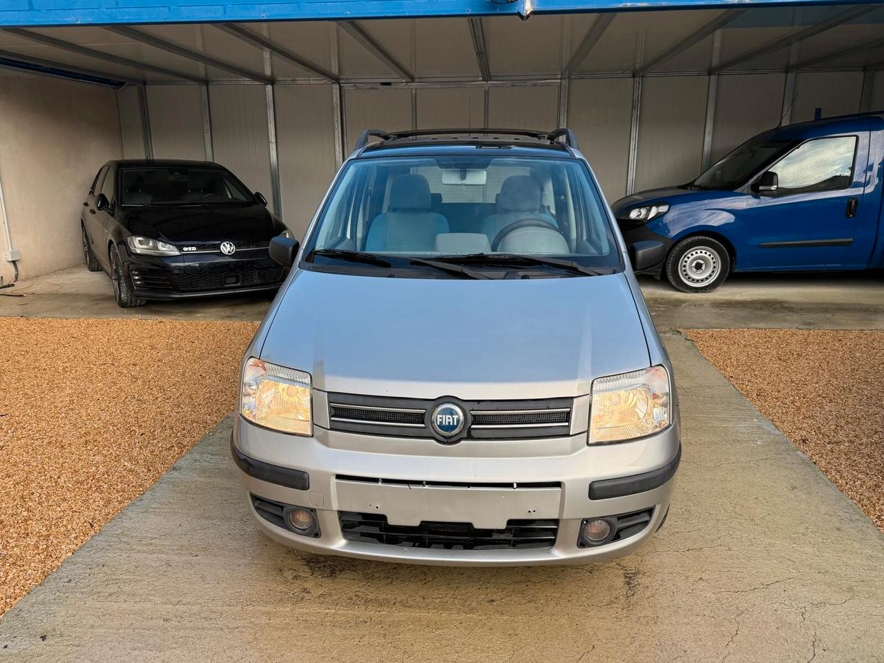 Fiat Panda con tetto panoramico