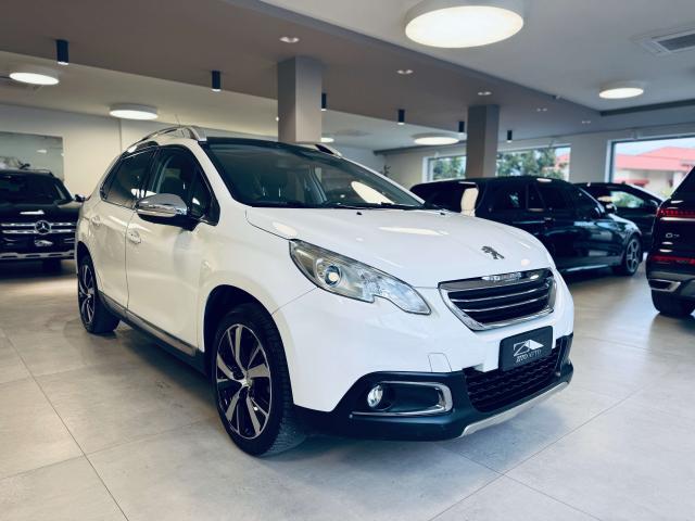 Peugeot 2008 1.6 e-hdi 8v Allure Pano