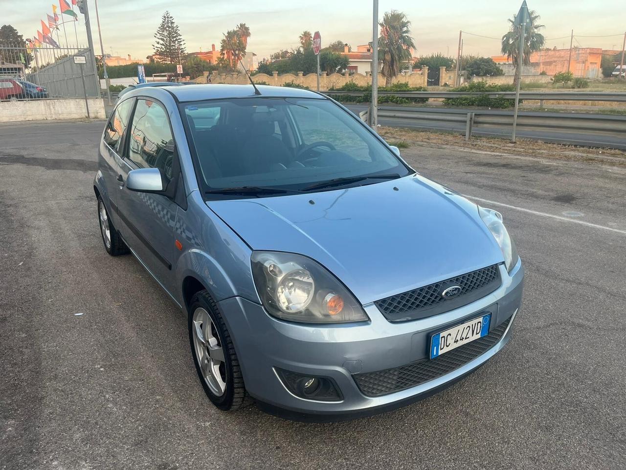 Ford Fiesta 1.4 TDCi 3p. Ghia 2006
