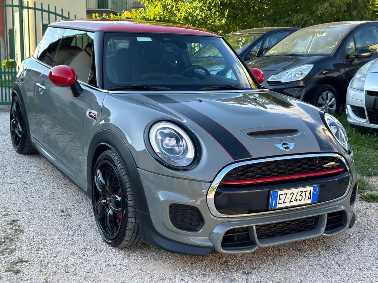 Mini COOPER JCW 233CV FULLOPT KMCERT UNICOPR