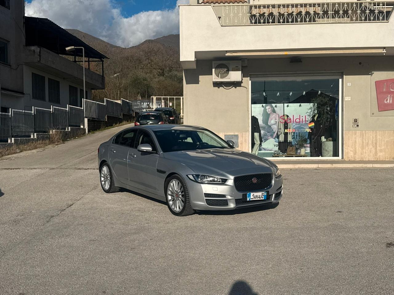 Jaguar XE 2.0 D 180 CV PORTFOLIO garanzia