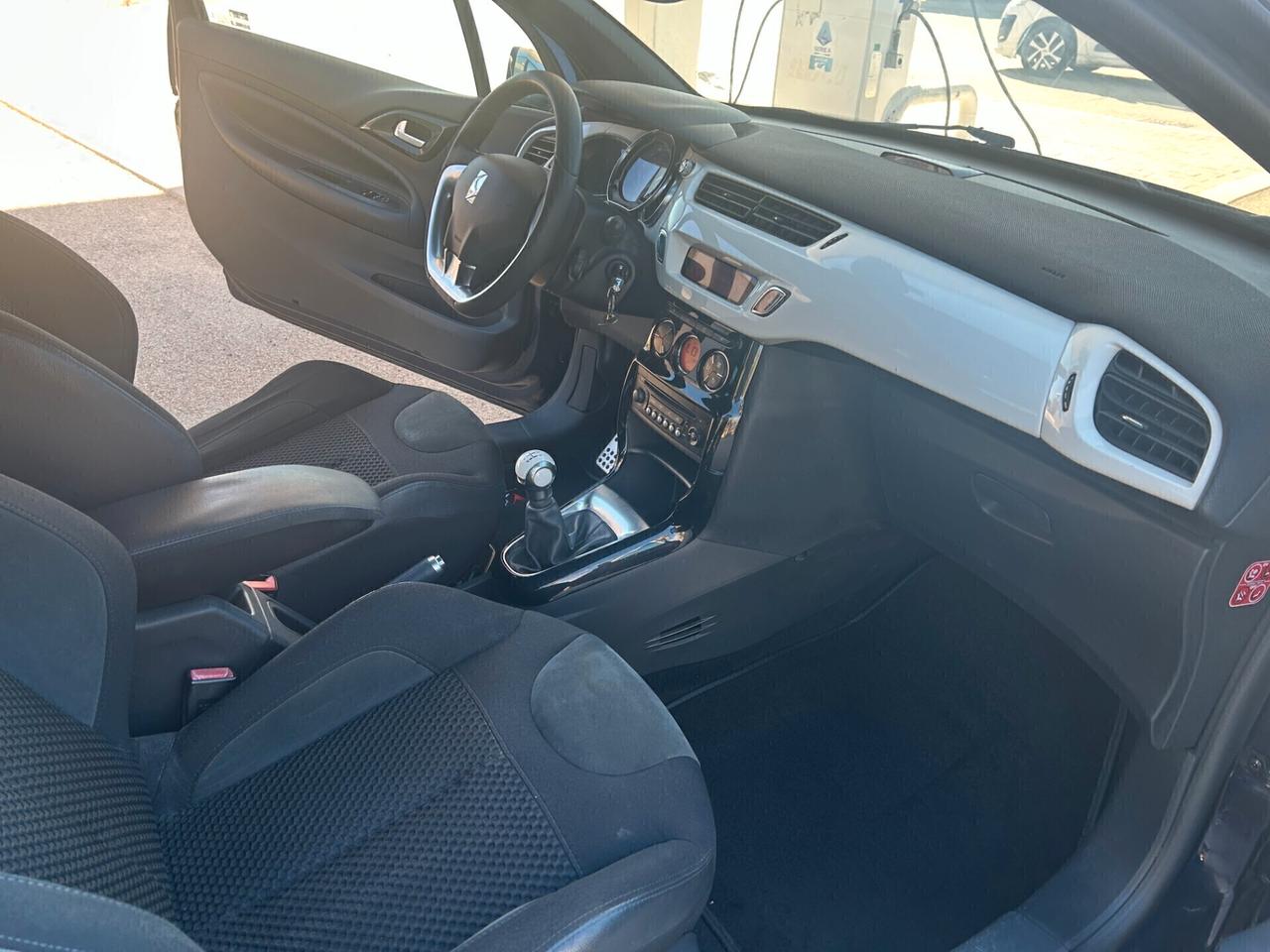 ds3 BlueHDi 100 S&S Sport Chic