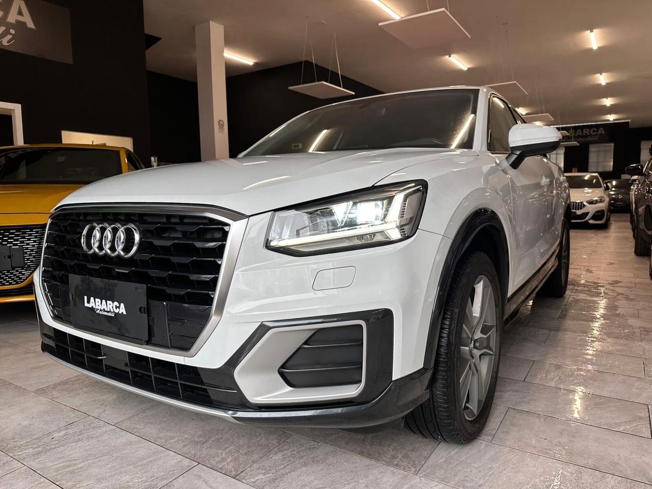 Audi Q2 30 TFSI Business Design