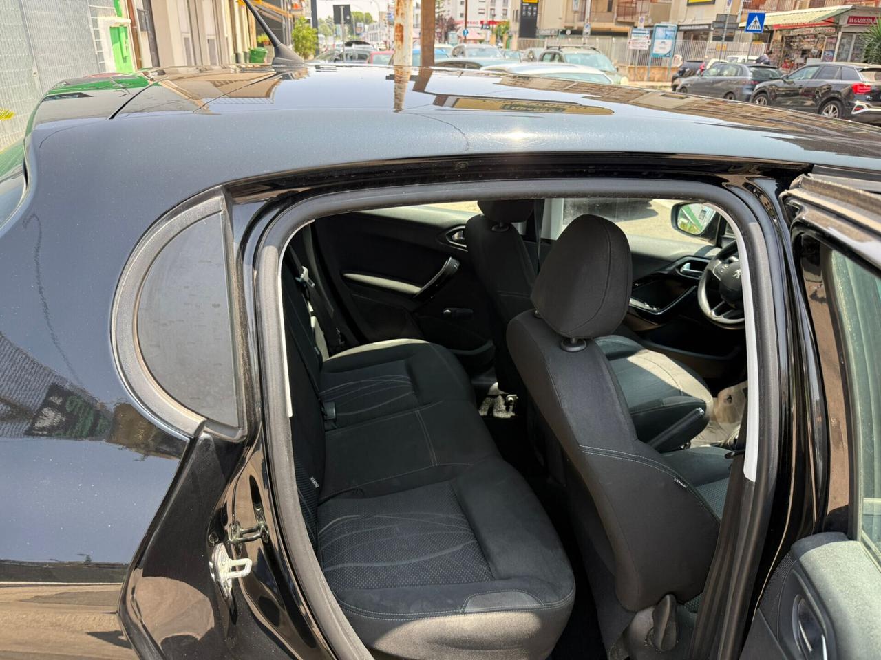 Peugeot 208 1.0 VTi 68 CV 5 porte Access