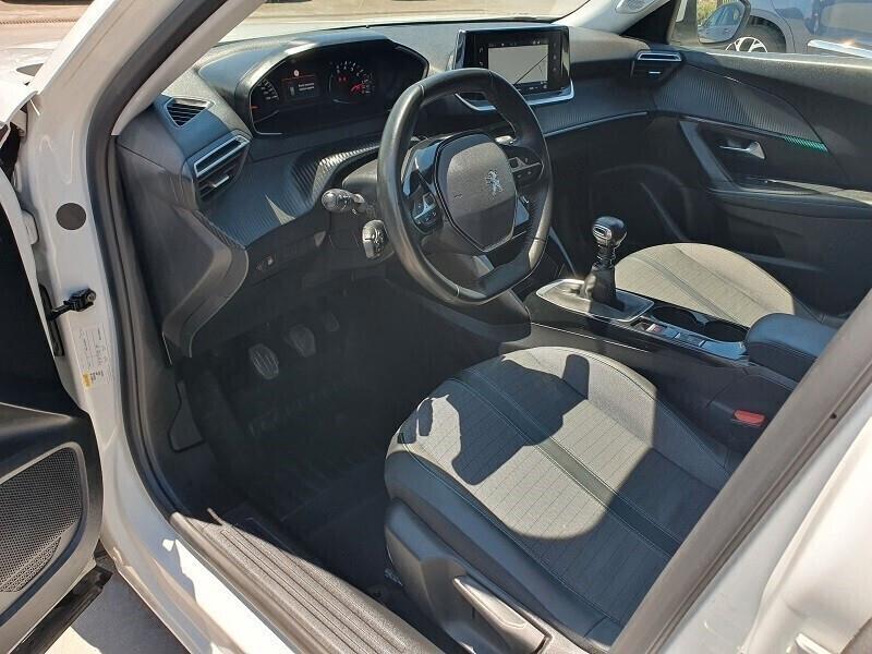 PEUGEOT NEW 2008 BlueHDi 110CV ALLURE LED NAV PARK