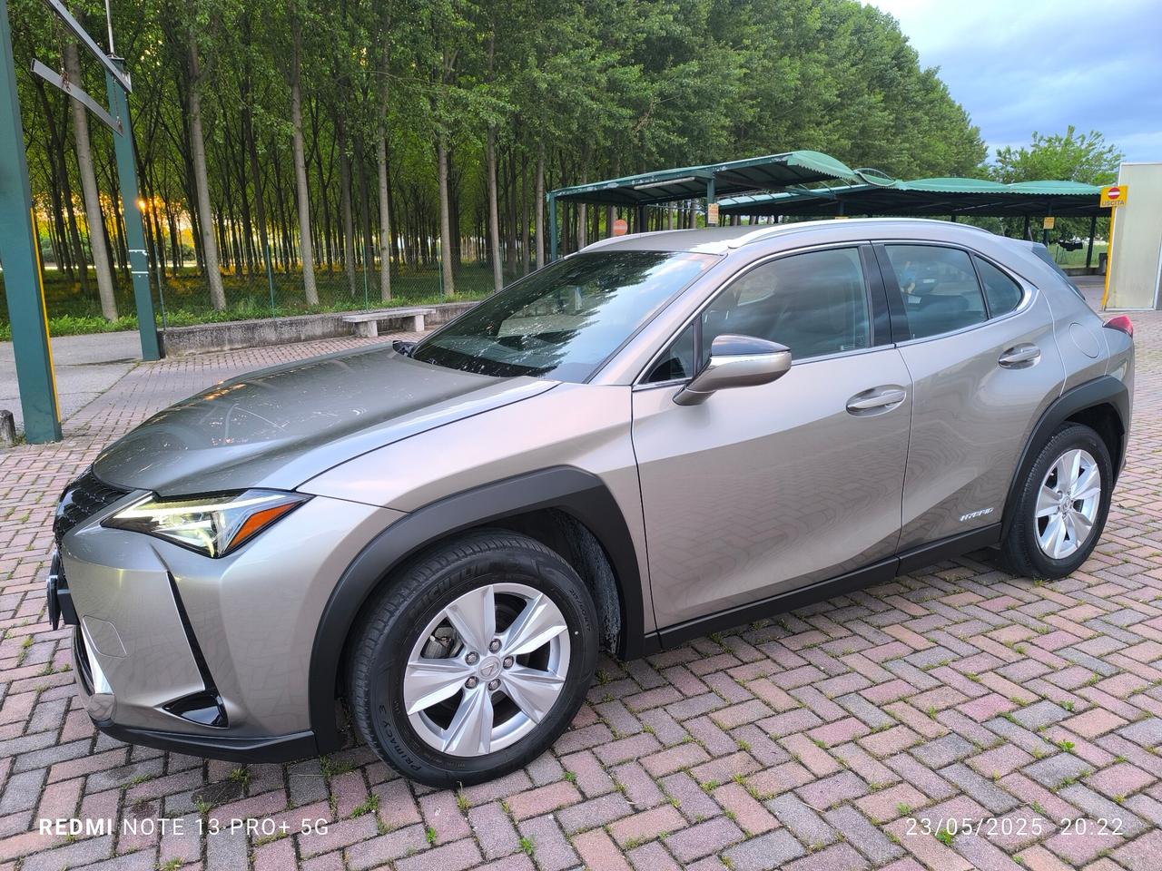 Lexus UX Hybrid Business Full Optional