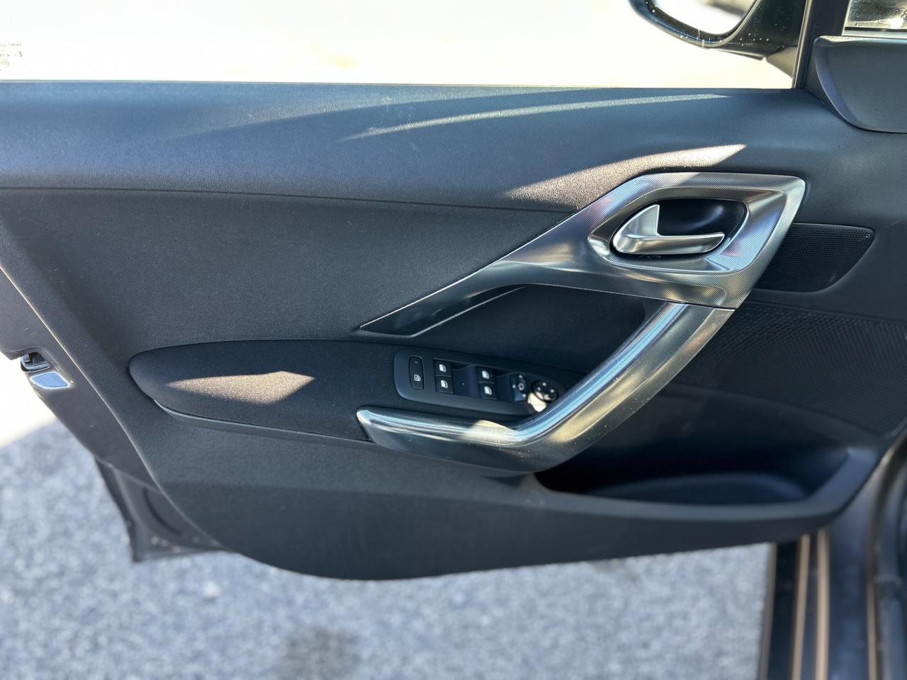 Peugeot 2008 PureTech Turbo 110 Allure