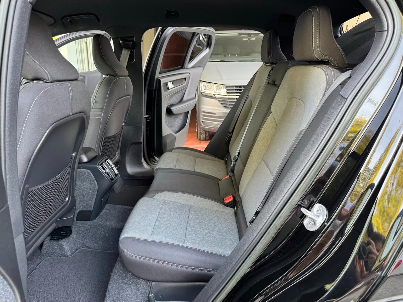 Volvo XC40 1.5 T2 Core GEARTRONIC UNIPROPR GARAN24