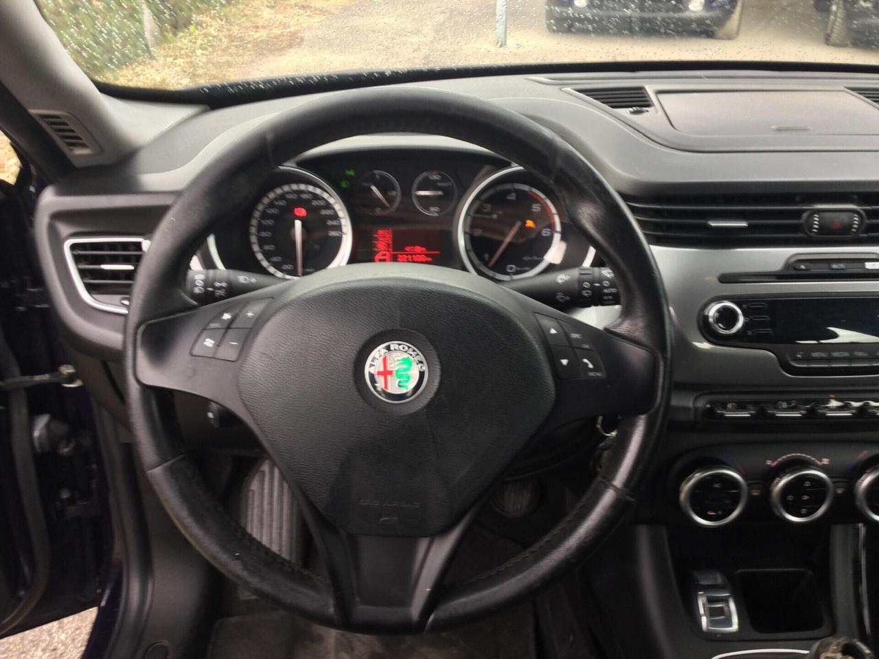 Alfa Romeo Giulietta 1.6 JTDm-2 105 CV Distinctive