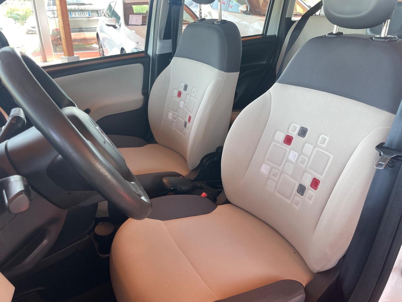 Fiat Panda 0.9 TwinAir Turbo Natural Power Lounge